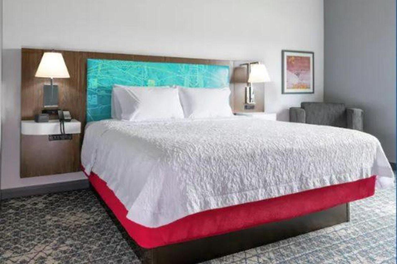 Hampton Inn Нидлс Экстерьер фото