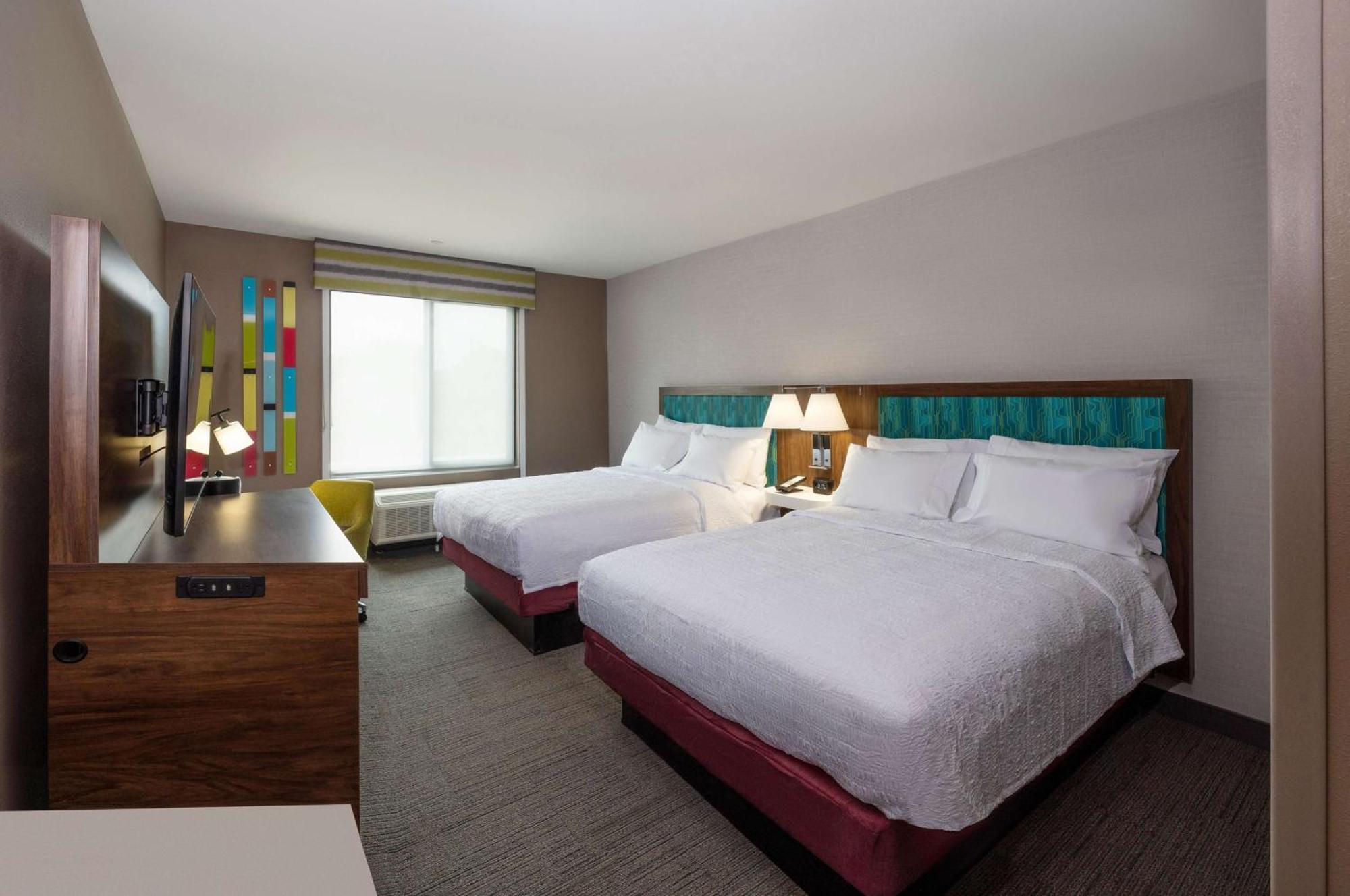 Hampton Inn Нидлс Экстерьер фото