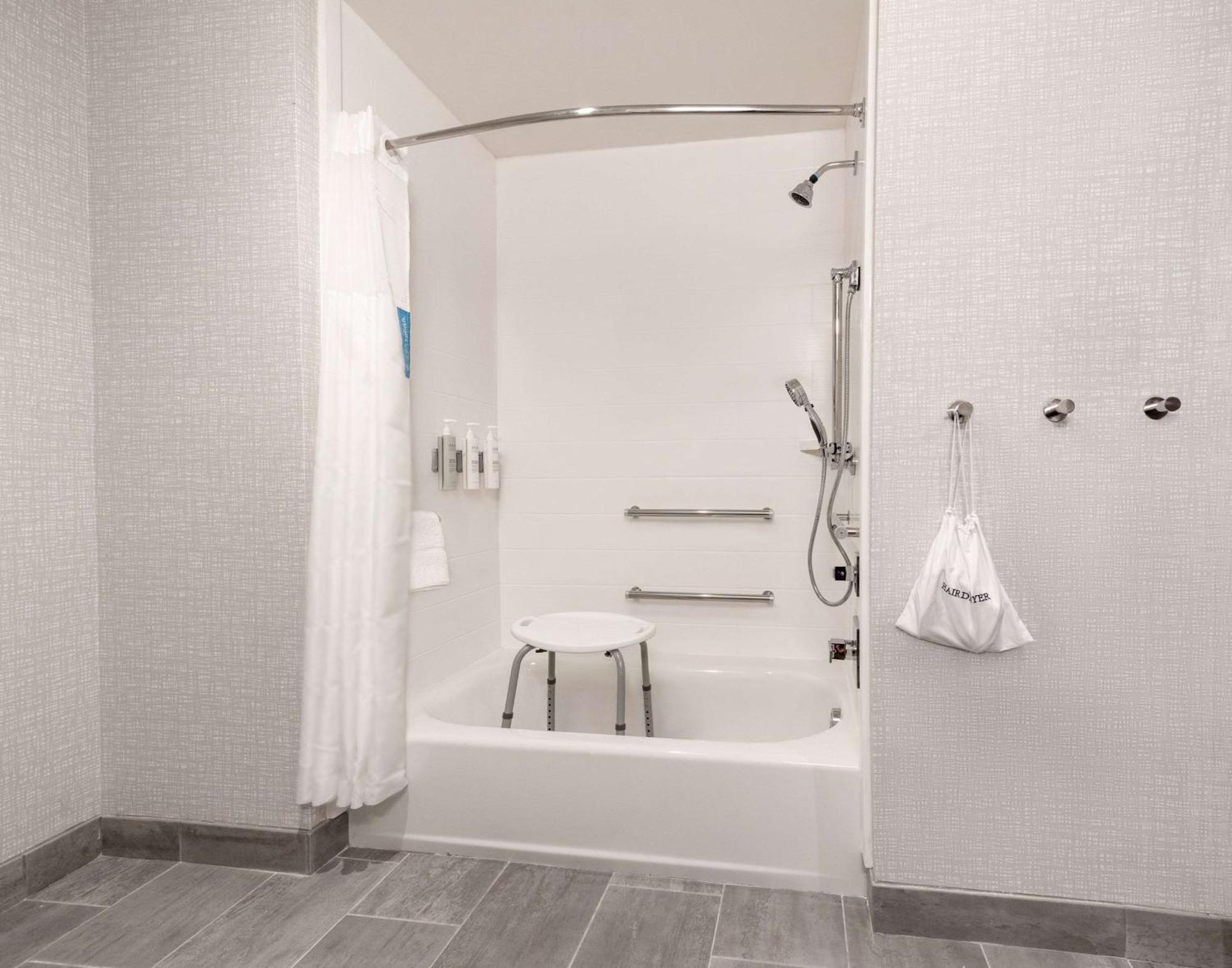Hampton Inn Нидлс Экстерьер фото